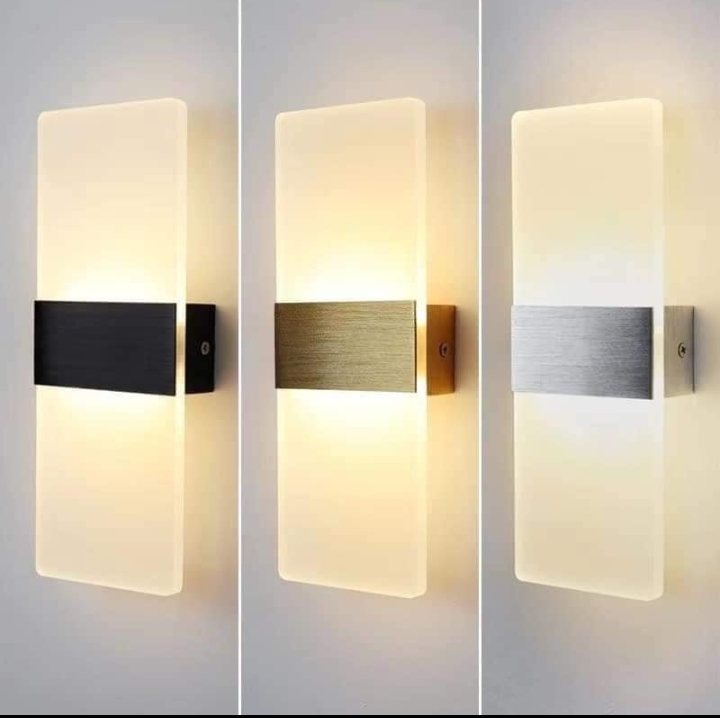 Vertical wall LED light 